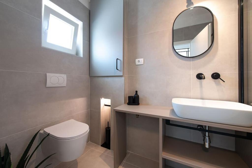 Bruno - With Private Parking Apartment